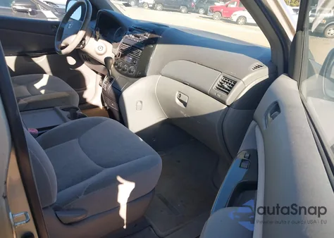 2005 Toyota Sienna Ce from USA, damaged, VIN 5TDZA23C95S379333